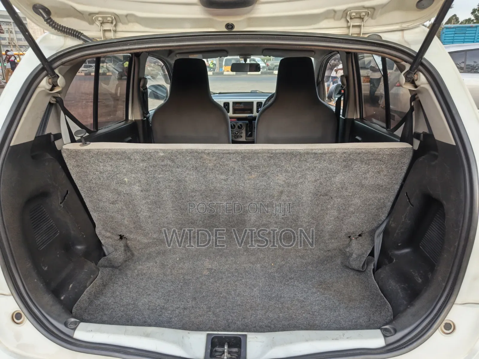 Suzuki Alto 2018 White