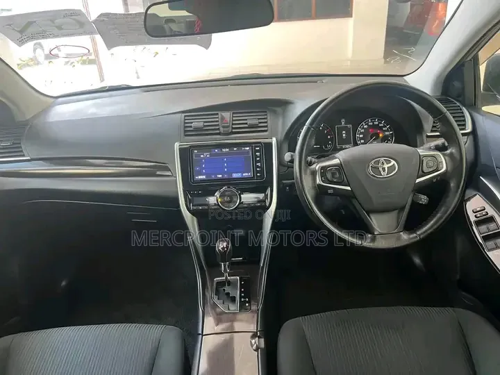 Toyota Allion 2019 Silver