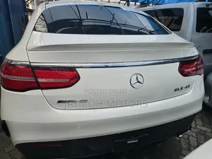 Mercedes-Benz GLE-Class 2020