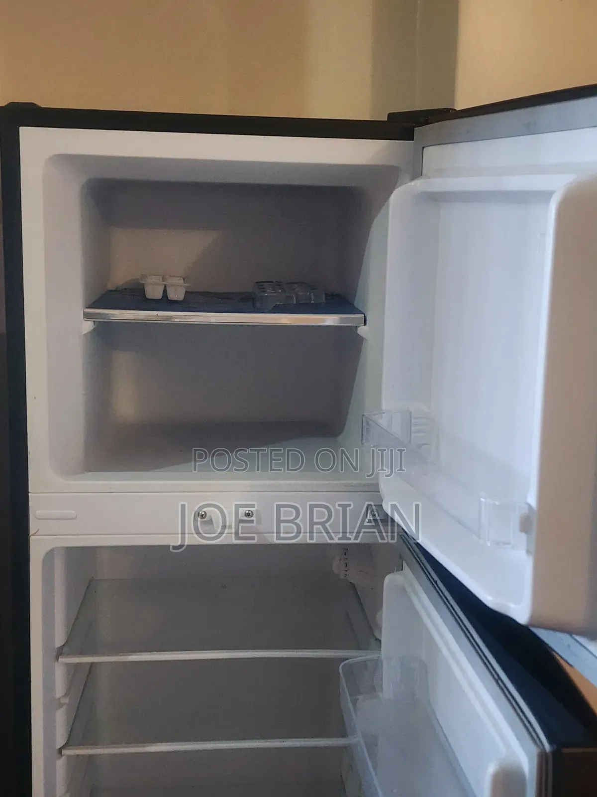 Von 168L Fridge