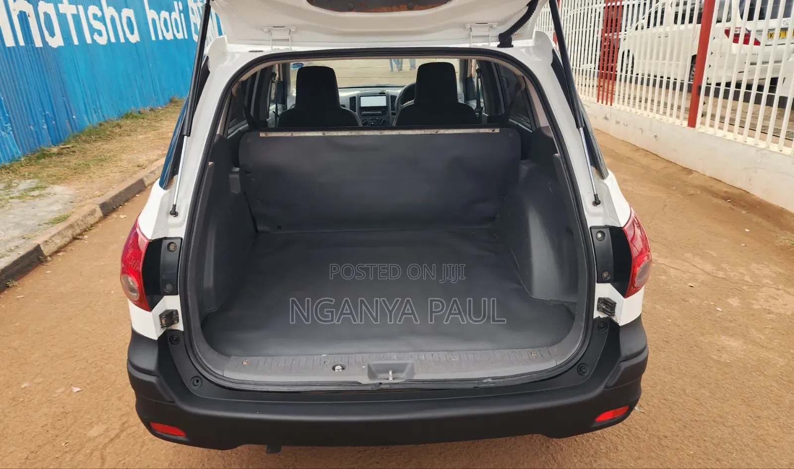 Nissan Advan 2010 White