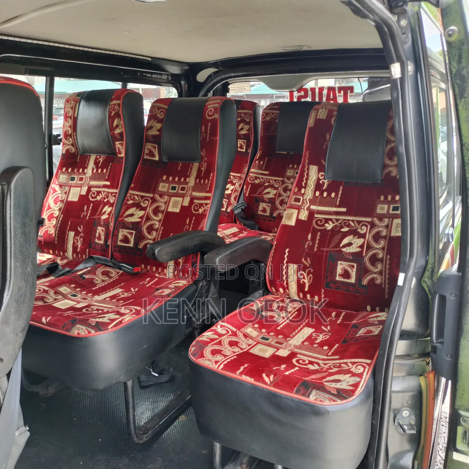 Toyota HiAce 2017 Green