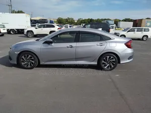Honda Civic EX Sedan 2019 Silver