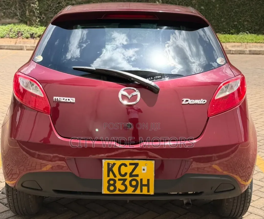 Mazda Demio 2013 Red