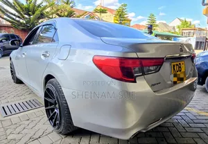 Toyota Mark X 2.5 AWD 2013 Silver