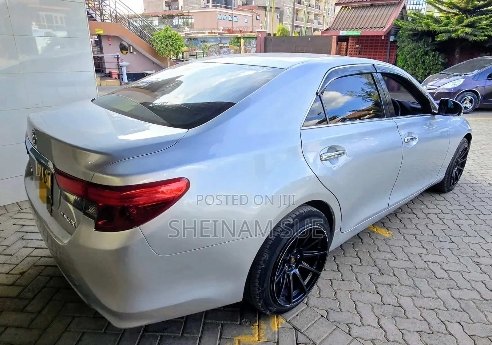 Toyota Mark X 2.5 AWD 2013 Silver