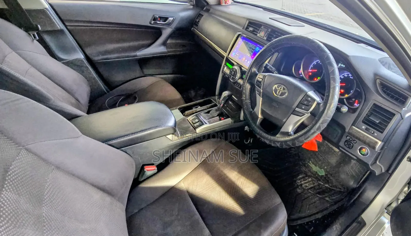 Toyota Mark X 2.5 AWD 2013 Silver