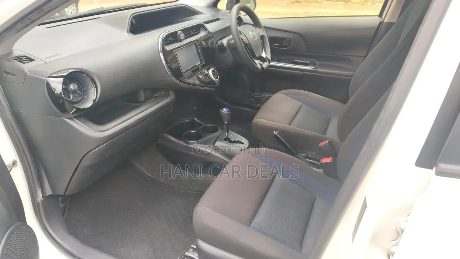 Toyota Aqua 2019 White