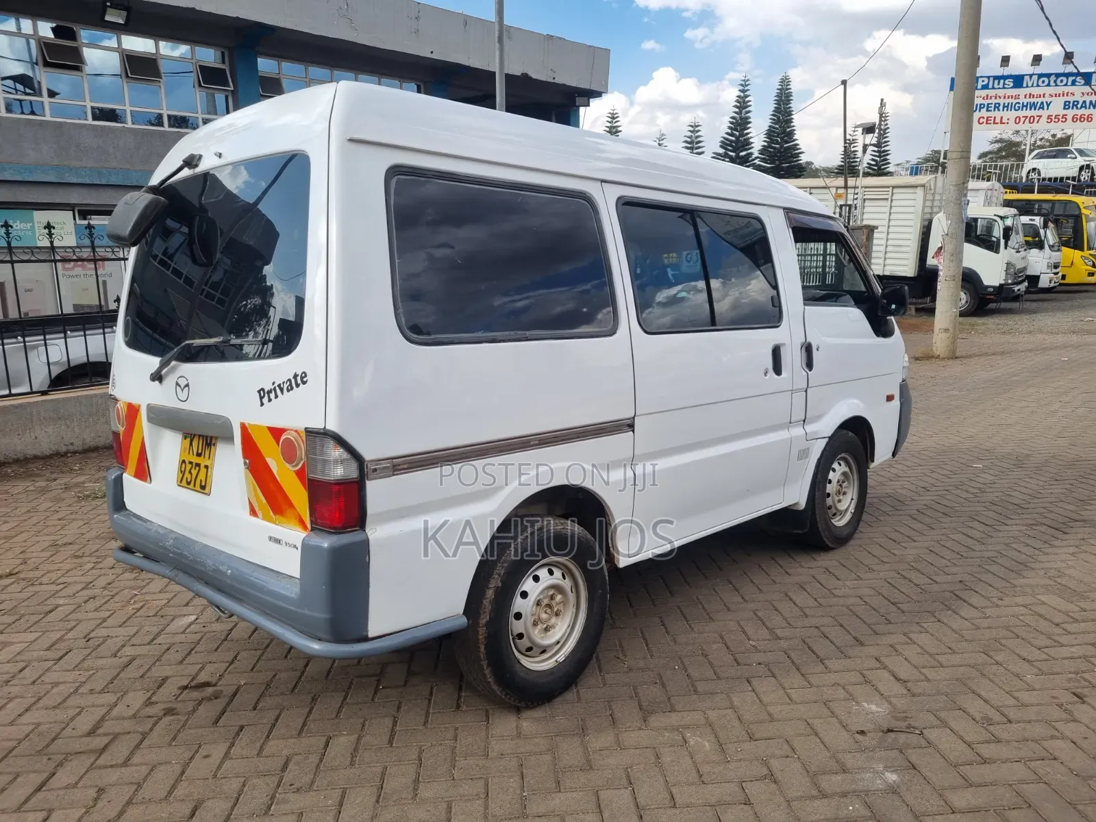 Mazda B 2015 White