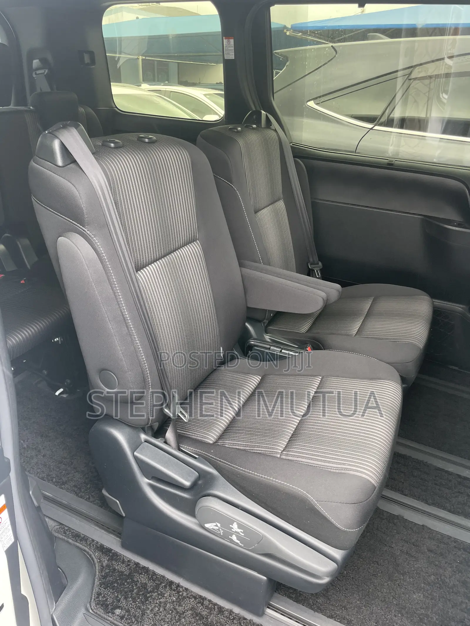 Toyota Voxy V 2WD 7-Seater 2020 White