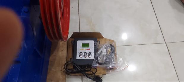 Tile Inflation Pump - thumbnail 2