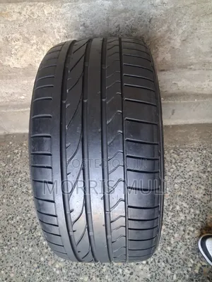 245/35r18 Btidgestone (Run-Flat)