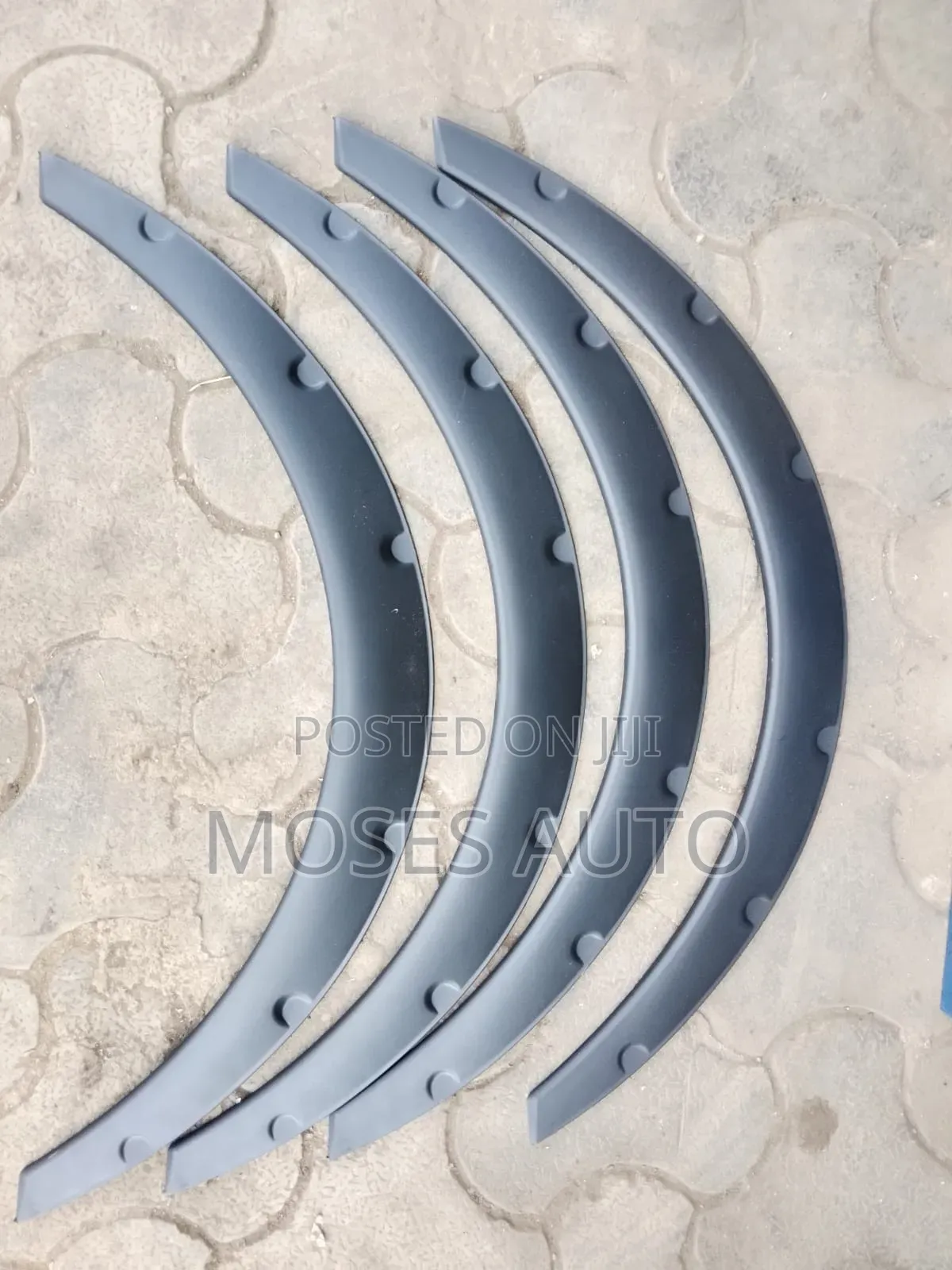Universal Fender Flares Molding