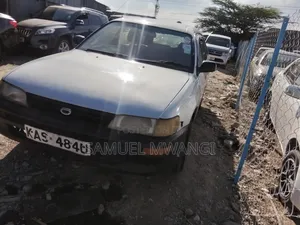 Toyota Corolla G-Touring 2000 Silver