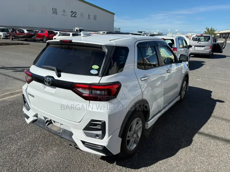 Toyota Raize 2020 White