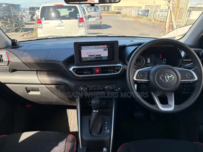 Toyota Raize 2020 White