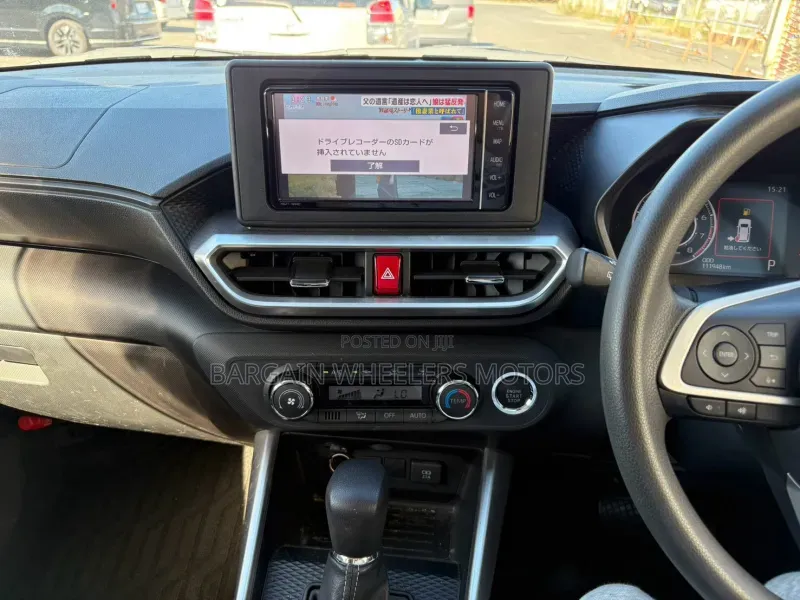 Toyota Raize 2020 White
