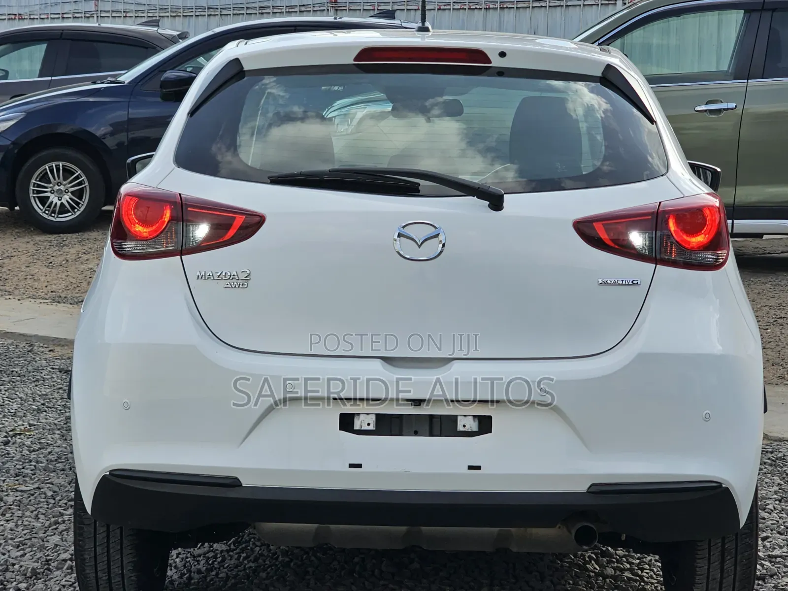Mazda 2 2021 Pearl