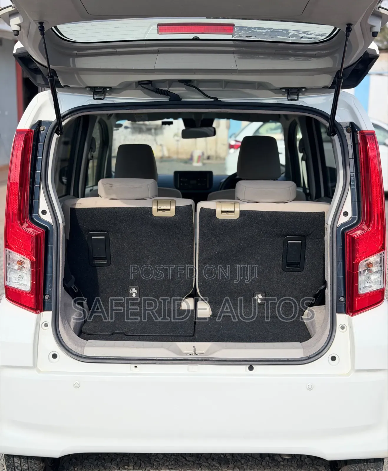 Daihatsu Move 2019 White