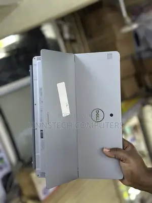 Laptop Dell Latitude 7210 2-in-1 16GB Intel Core i5 SSD 256GB