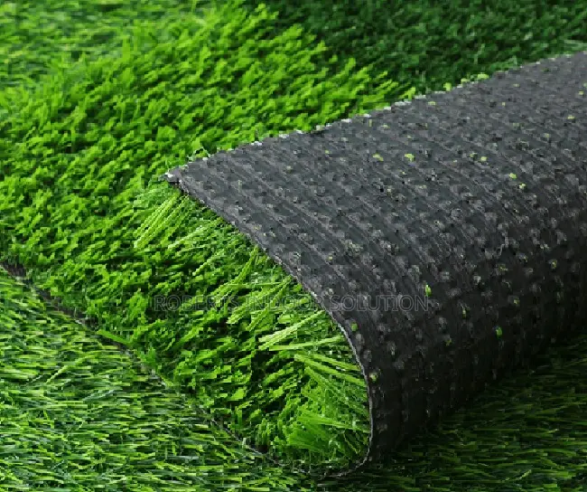 Maximum Wear & Tear Resistance Grass Carpet