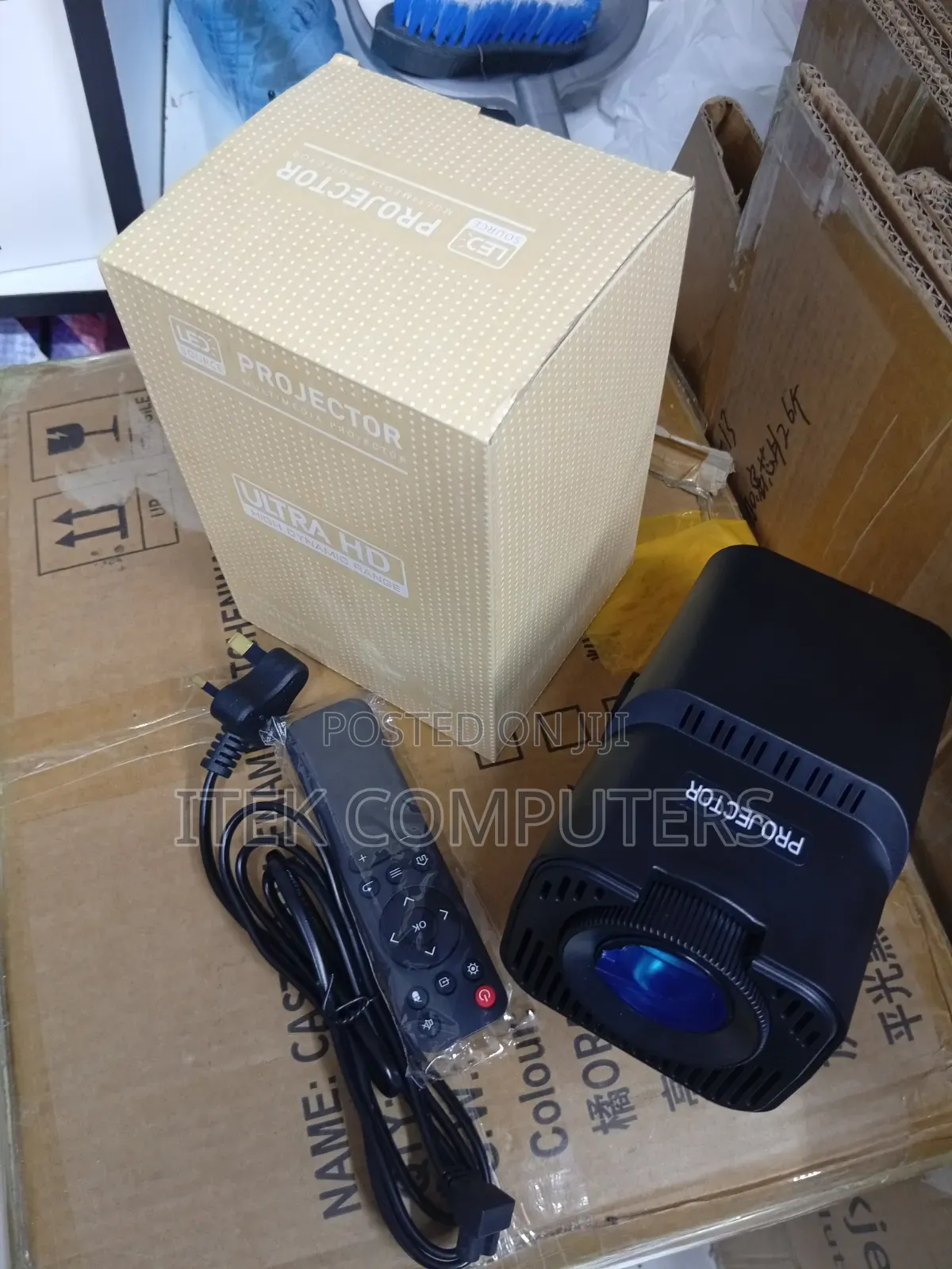 Connect Compatible Devices to Your HY320 Mini Smart Projector