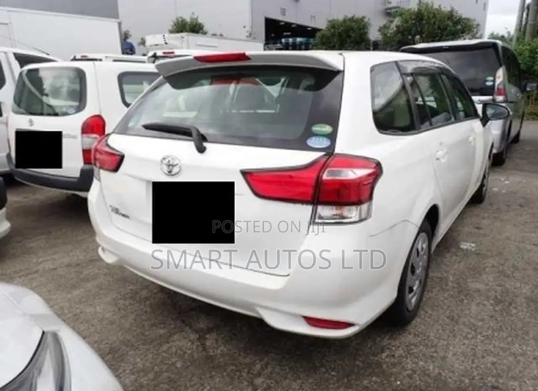 Toyota Corolla Fielder 2019 White