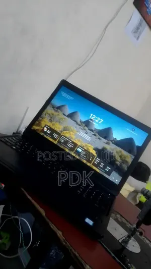 Laptop Dell Latitude 5580 8GB Intel Core i5 SSD 256GB