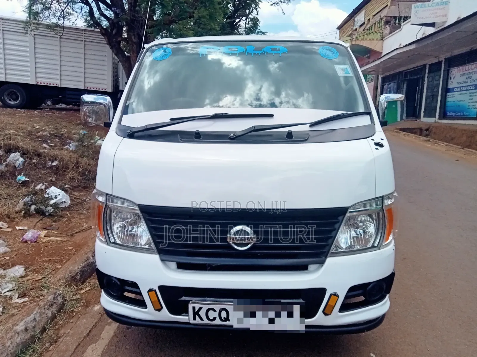 Nissan Caravan (Urvan) 2010 White