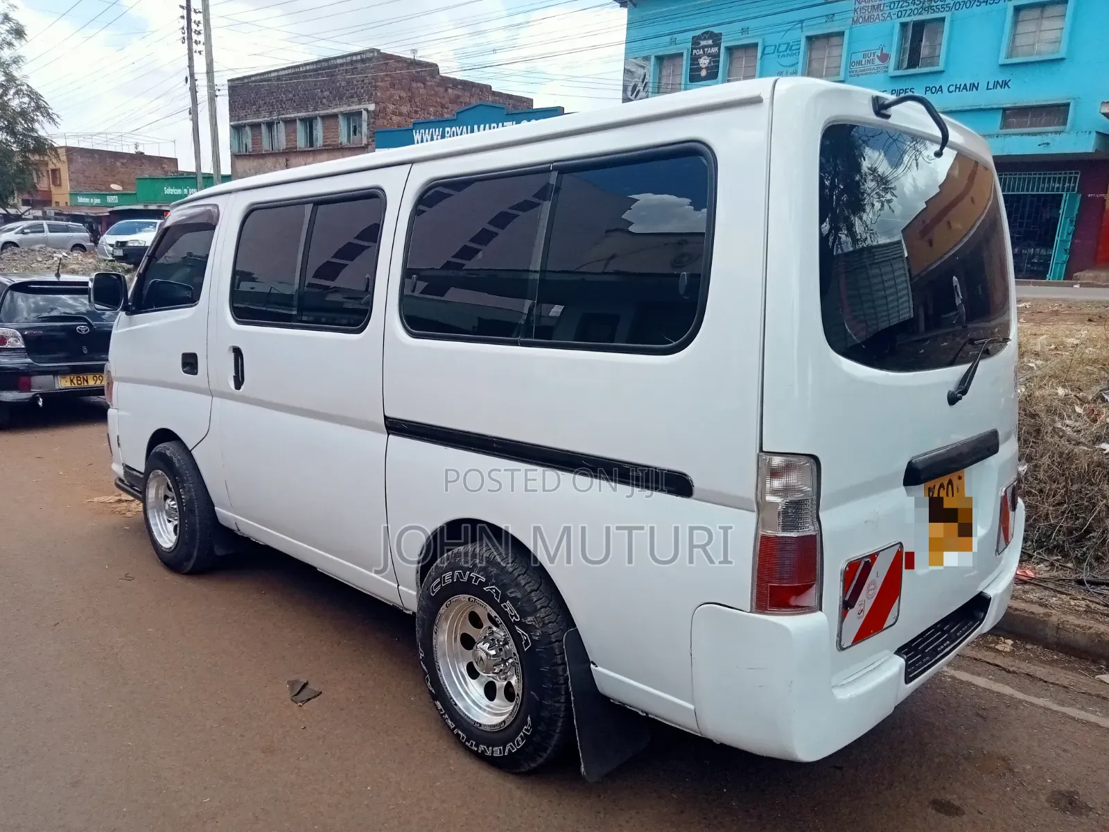 Nissan Caravan (Urvan) 2010 White