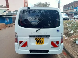 Nissan Caravan (Urvan) 2010 White