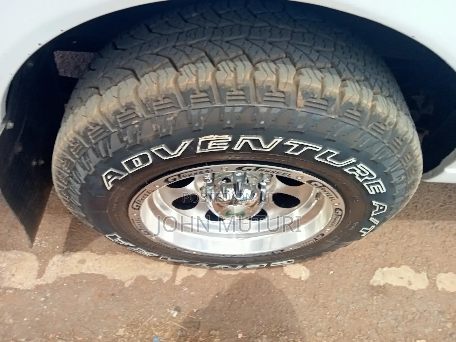 Nissan Caravan (Urvan) 2010 White