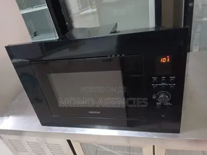 Newmatic Built in Microwave 23l &Grill