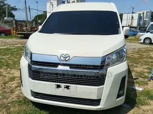 Toyota HiAce 2020 White