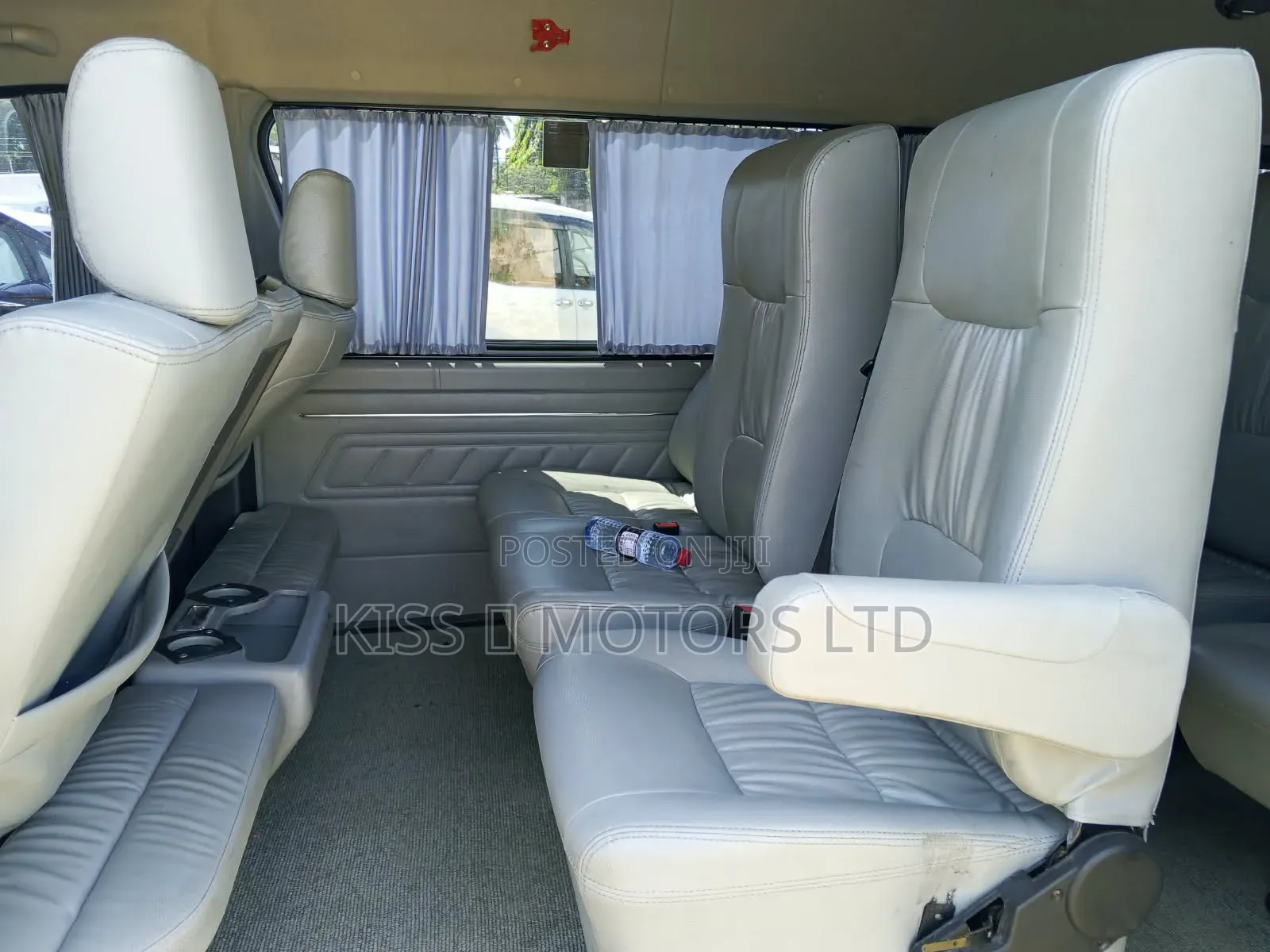 Toyota HiAce 2020 White