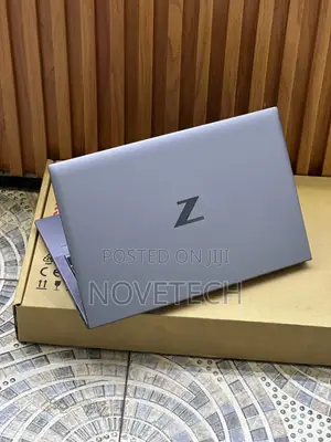 Laptop HP ZBook Firefly G8 32GB Intel Core i7 SSD 512GB
