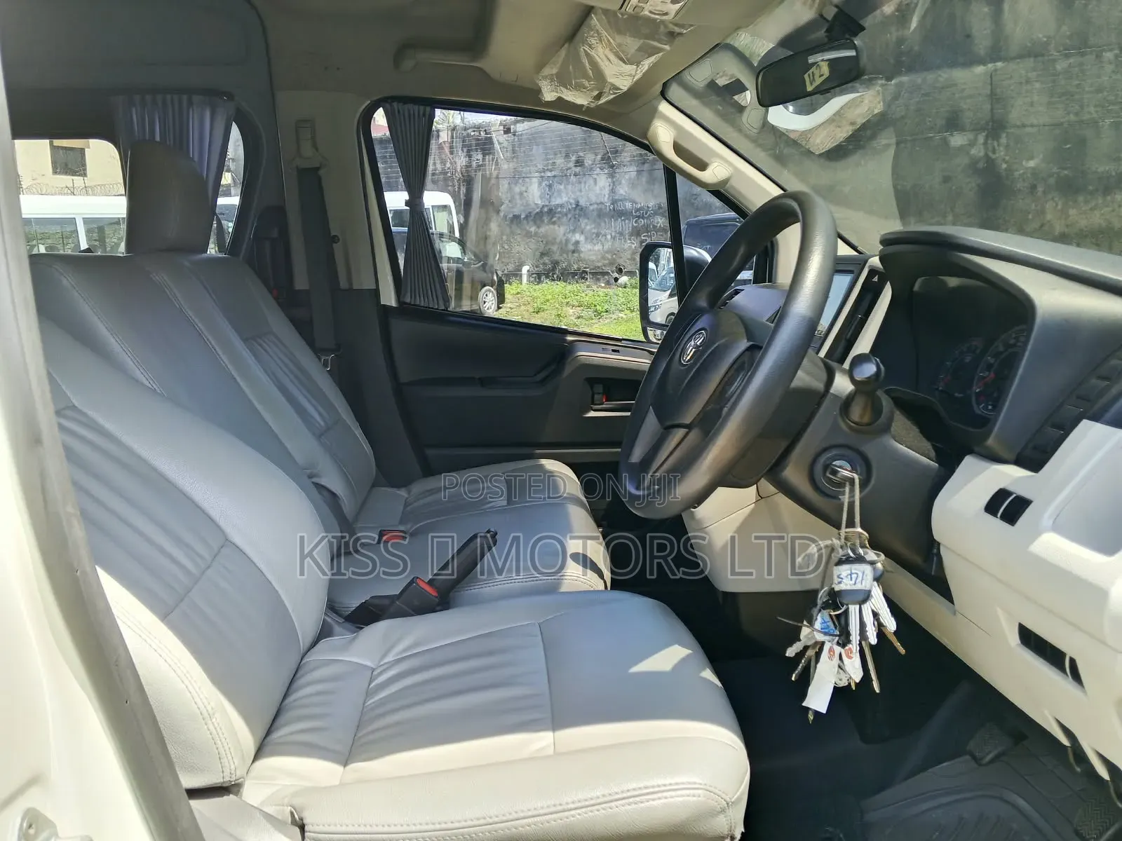 Toyota HiAce 2020 White