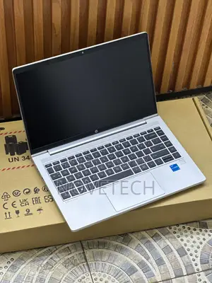 Laptop HP ProBook 640 G8 8GB Intel Core i3 SSD 512GB