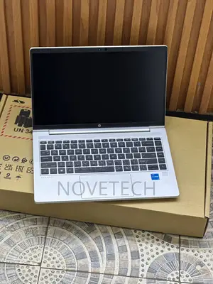 Laptop HP ProBook 640 G8 8GB Intel Core i3 SSD 512GB