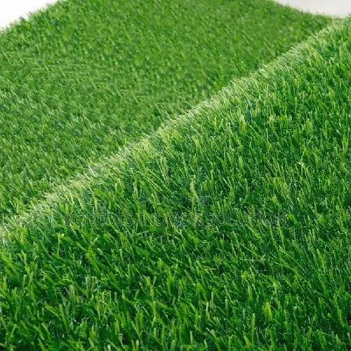 Grass Carpet for Cafes, Restaurants & Rooftops