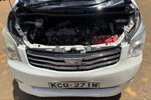 Toyota Noah 2011 White
