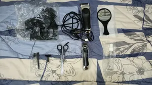 Wahl Deluxe Chrome Pro Hair Cutting Kit