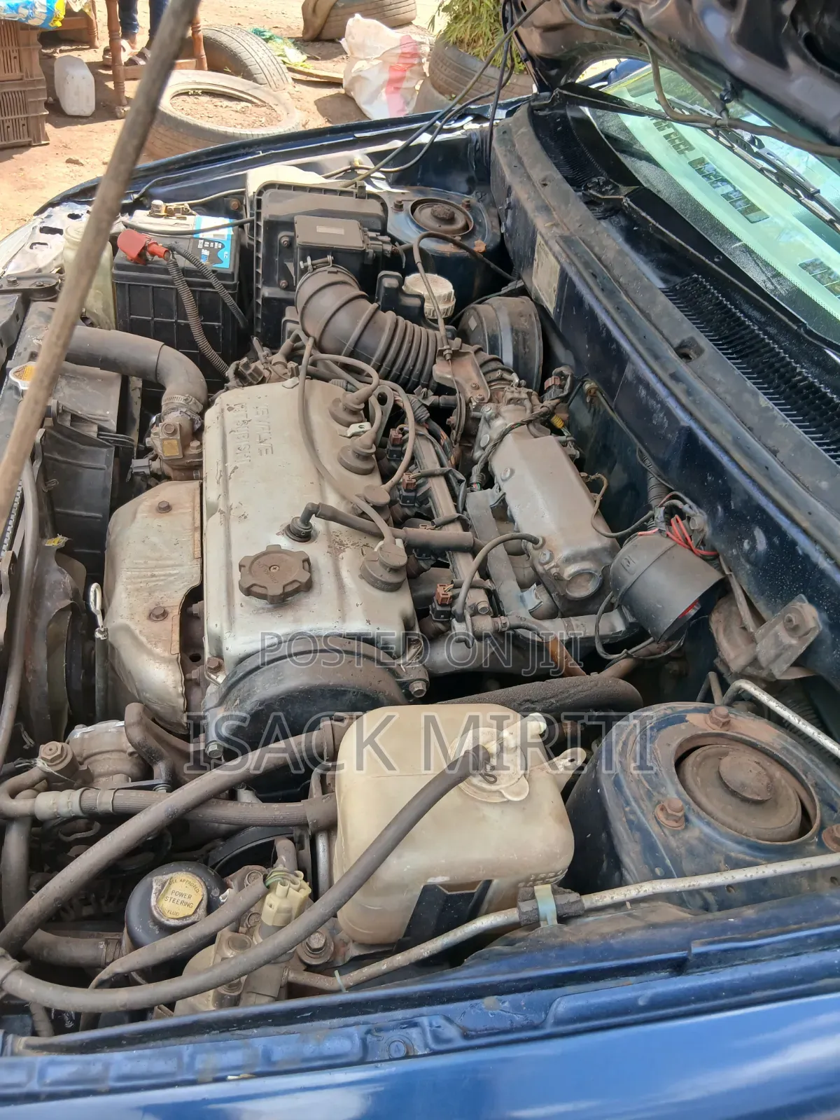 Mitsubishi Chariot 1997 Blue