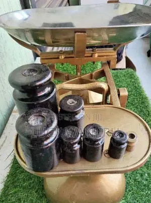 Analogue Manual Old School Weighing Scale