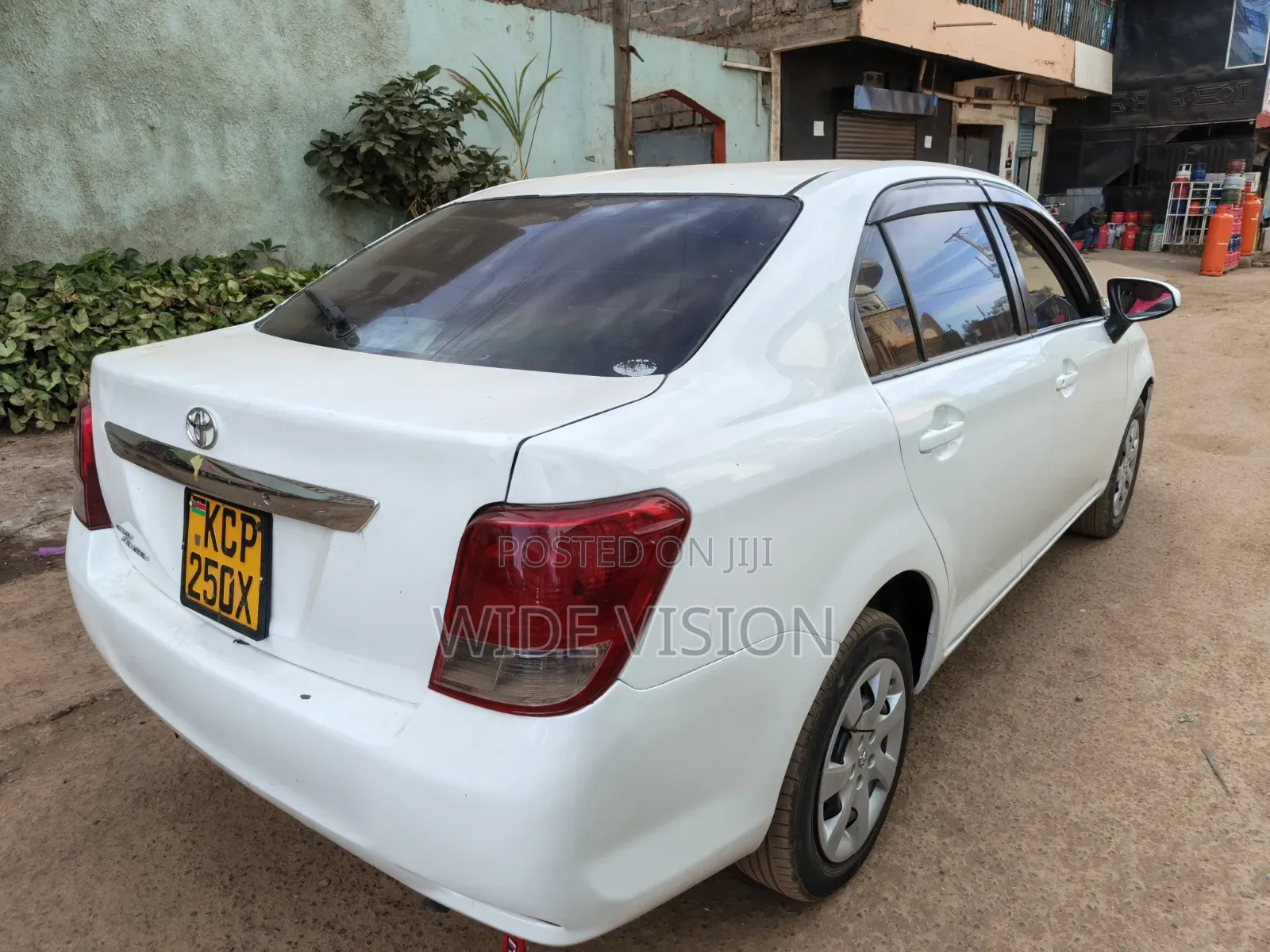 Toyota Axio 2011 White