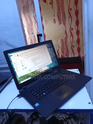 Laptop Acer Aspire ES1 2GB Intel Celeron HDD 160GB