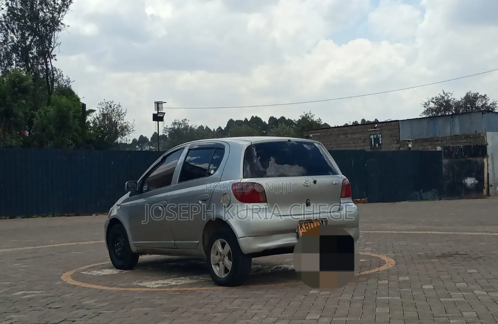 Toyota Vitz 2003 Gray