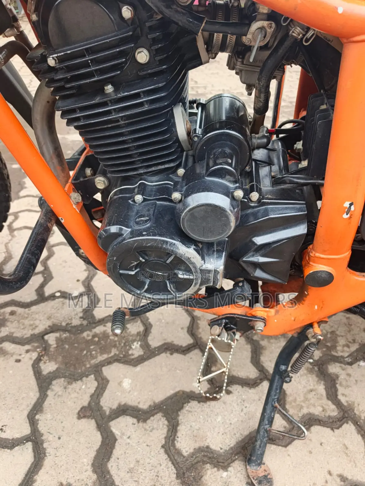 Kibo K250 2024 Orange