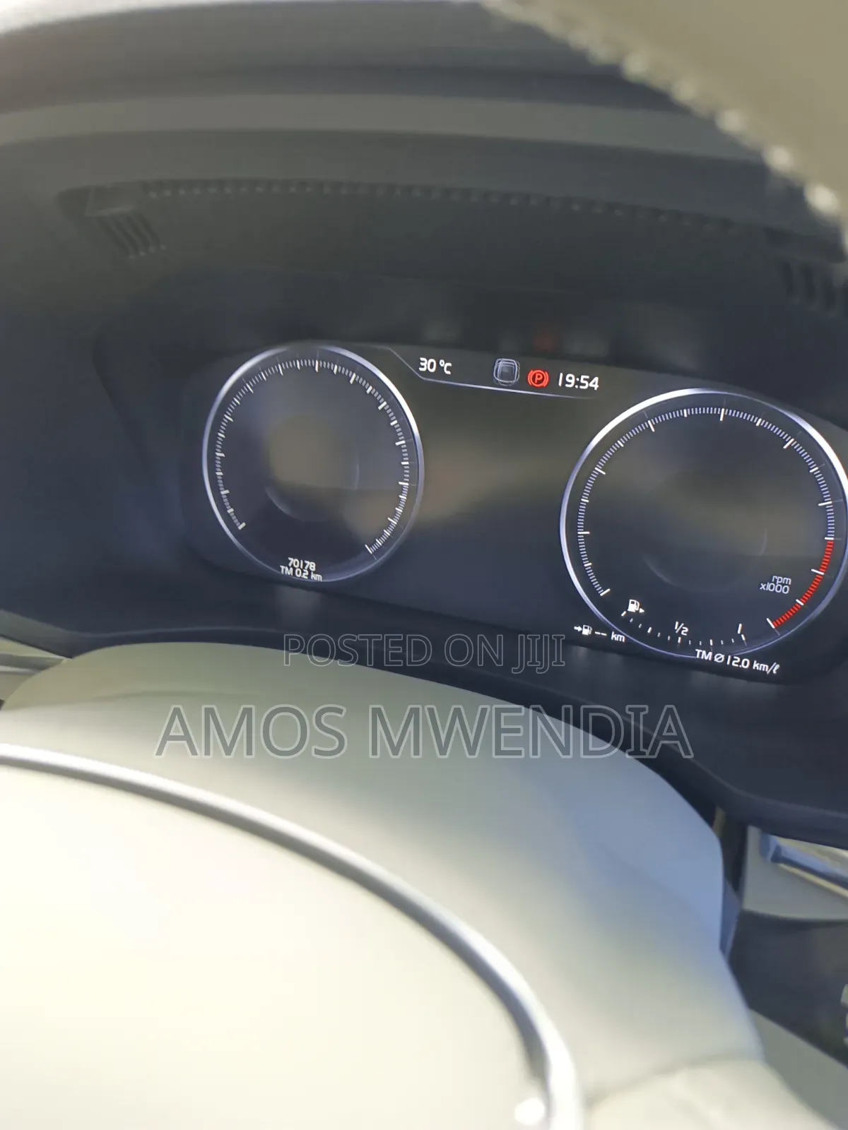 Volvo XC60 2019 White