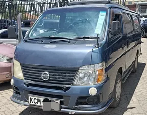 Nissan Caravan (Urvan) 1998 Blue